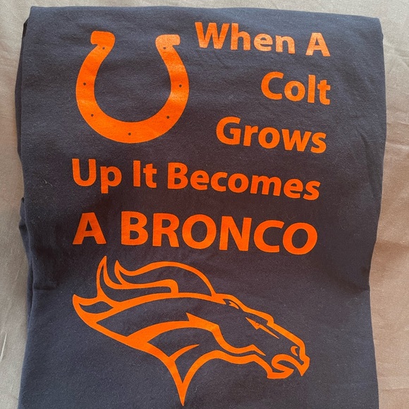 🇺🇸DENVER BRONCOS SHORT SLEEVE SHIRT - Picture 9 of 11